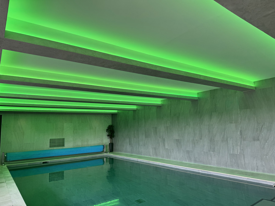 Solutions d’éclairage et sonorisation pour piscine et spa par AudioLed Design